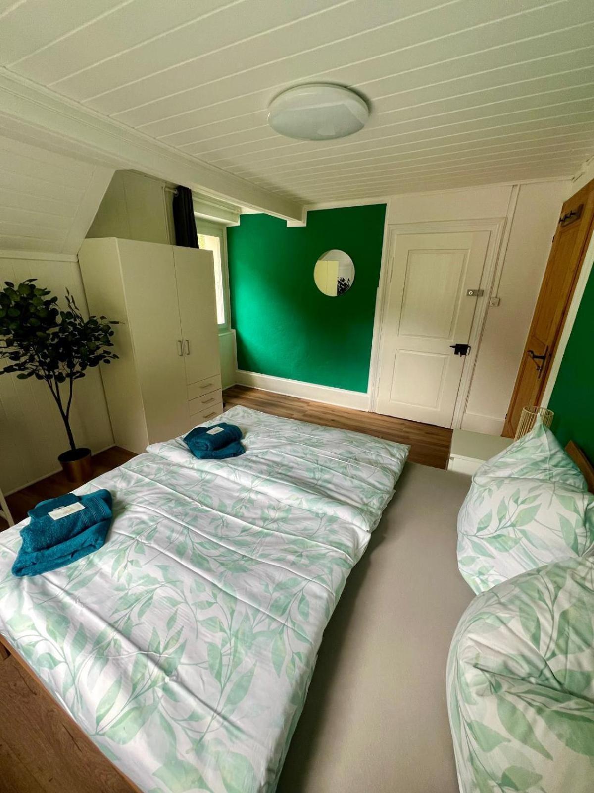 Hotel - Haus Biasca Gurtnellen Eksteriør billede